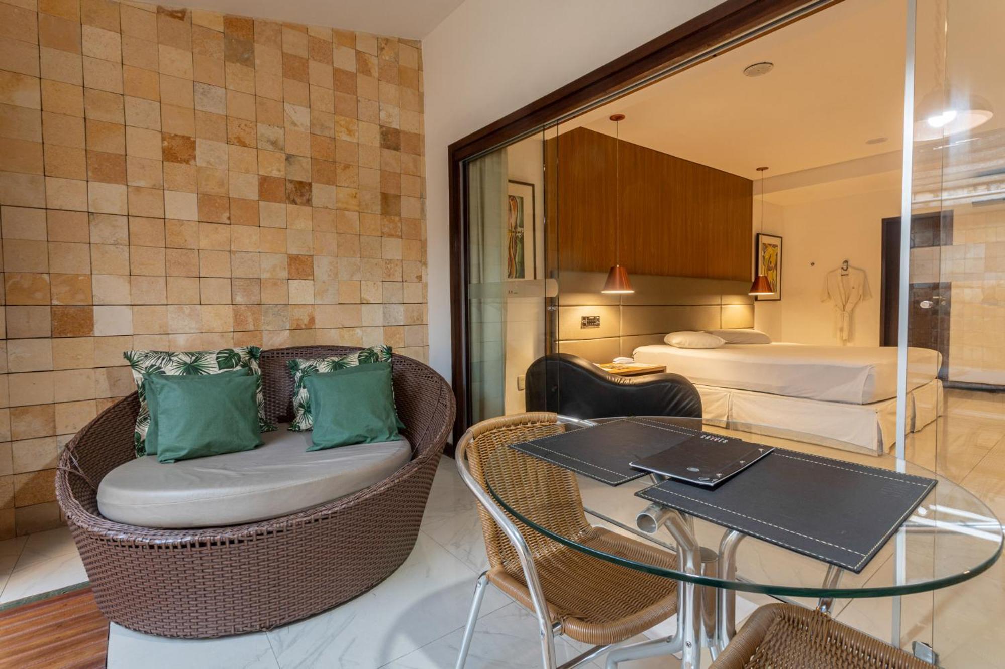 Status Hotel Natal